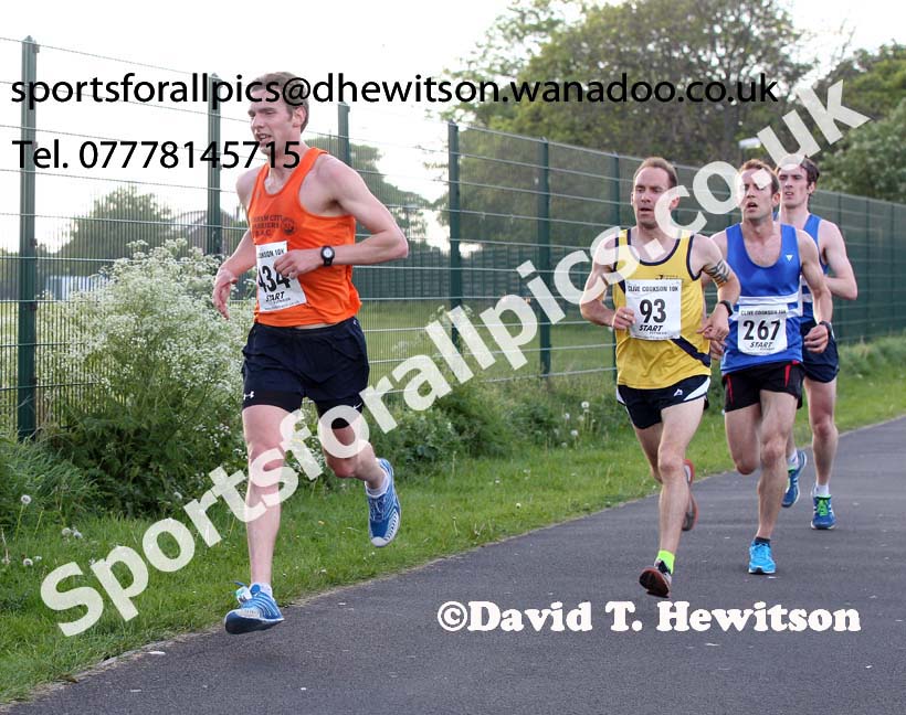 Dan Jenkin (Durham) starts to pull away from Andy Burn (Jarrow), Carl Avery (Morpeth) and Ross Floyd (Morpeth) during the Clive Cookson 10k. Photo: David T. Hewitson/Sports for All Pics